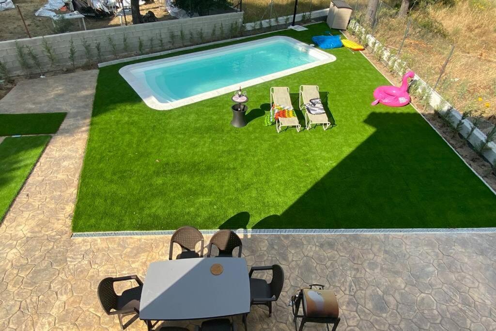 Charming Apartment In Becerril De La Sierra Luaran gambar